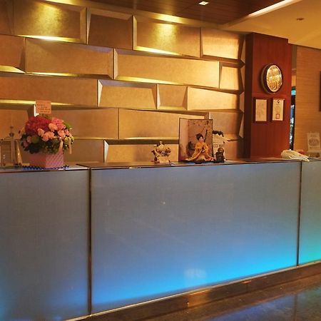 Tokyo International Hotel Тайпей Екстериор снимка
