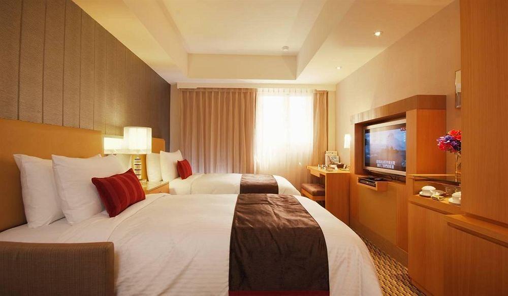 Tokyo International Hotel Тайпей Екстериор снимка